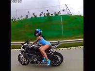 섹시한 여성 오토..