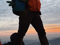 건달산 해돋이 ~