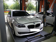 BMW 523i 냉각수 부족 경..