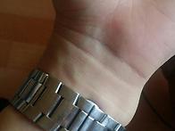 오늘 우체국 택배로 보냈습..