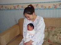 2003. 11/10 혜지 태어난..