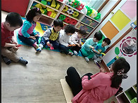 간질간질 봄바람~..