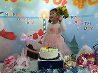 아라의 생일을 축하합니다.^^