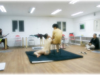 매주 금요일 저녁, 누드크..