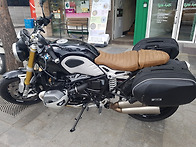 BMW R9T 가죽시트