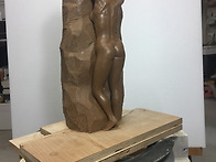 여인 전신상