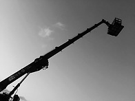 아토스카이크레인 광고물설..