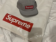 Supreme / Mesh Poc..