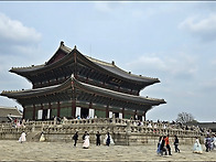 경복궁의 경회루와 향원정