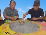 짜고치는 물방개. 게임