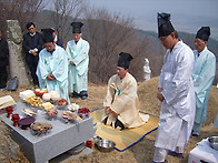 좌윤공 시향