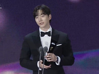 &lsquo;태풍상사&rarr;캐셔로&rsquo; 활약..
