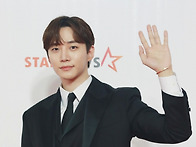 'AAA' 킹 등극 예고..2..
