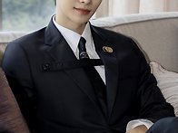 이준호, 1인 기획사 차리고..