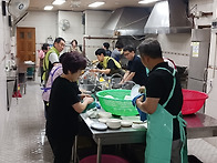 설겆이 봉사(주임신부님 ..
