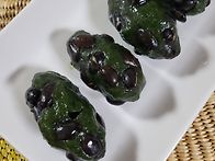 모싯잎과 쑥으로 ..