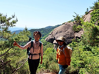 감암산 
