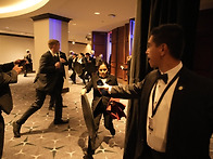 트럼프, 총격 사건..