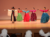 6인 부채춤