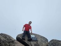 황석산을 다녀오며