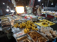 라오스 비엔티안 폰덩 시장..