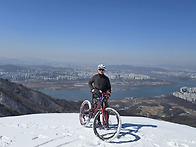 풀샥의 고행길 눈쌓인 예봉..