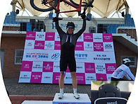 흥겨운 남한산성 허니비 ..