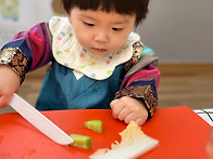밤톨이가 물김치를 담아왔..