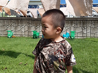 감물이 들었어요~