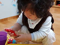 똘망똘망 잘도 따라해요