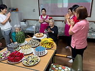 박수정 어머님의 생신을 ..