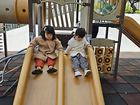 참새반의 실외놀이모습이에..