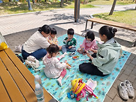 아기자람터 아이들과 딸기..