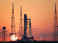 달에 고정기지 짓는다