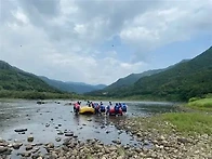 그리운 것들은 산 뒤에만 ..