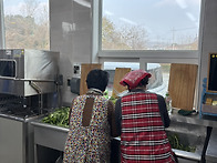 똑 닮은 뒷모습