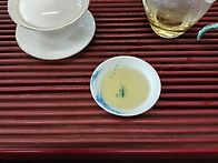 대만차 대우령을 마시고 ..
