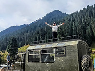 키르키스탄 배나며..