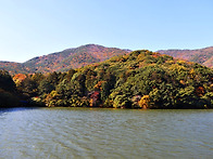 친수공간의 가을ㅡ가족 힐링공간
