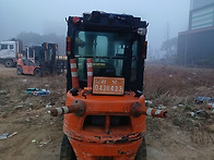 (렌탈마감)두산3톤지게차 ..