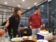 생일 축하드려요..^^