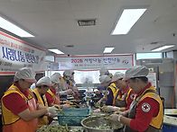 " 손끝마다 정성을..