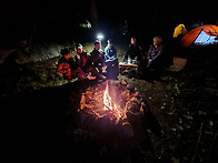 산속에 넘치는 사람사는 ..