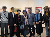 부산 미술의거리 전시관에..