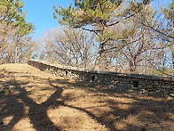 동래산성 동문에서