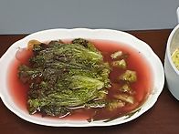 팥죽에 밤 넣어서 끓였습니..