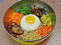 일곱가지 나물 만든 비빔밥..