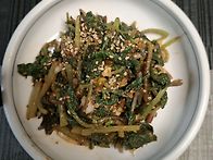 봄에는 보약 머위나물