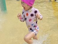 🏊&#..