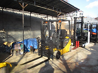 코마츠 1.5톤 전동 지게차..